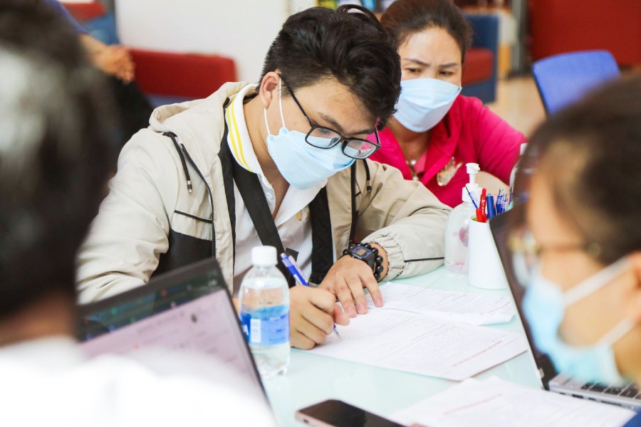 nên học đại học từ xa hay liên thông ngành Kinh tế quốc tế