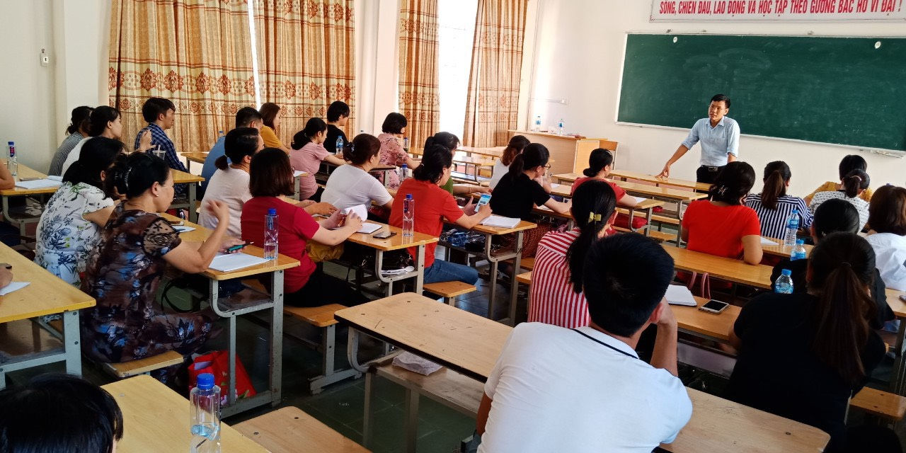 Cơ cấu tổ chức và chương trình đào tạo Đại học Hòa Bình