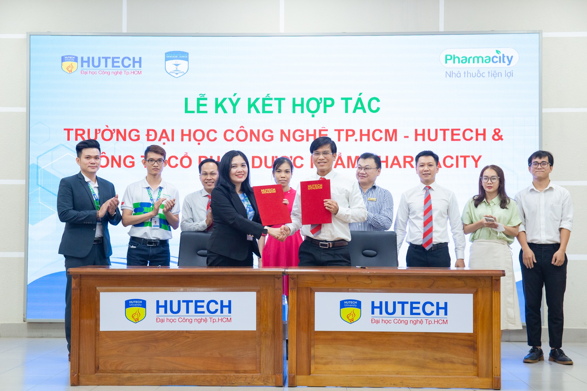 Đại học C&ocirc;ng nghệ TP. HCM&nbsp;Hợp T&aacute;c Quốc Tế
