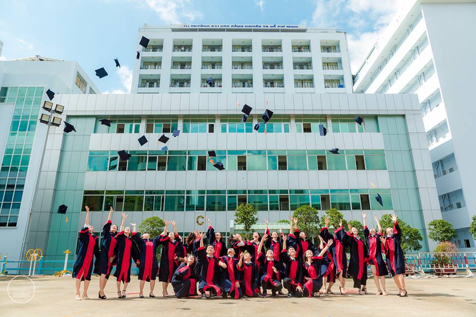 Lịch Sử H&igrave;nh Th&agrave;nh V&agrave; Ph&aacute;t Triển Đại học C&ocirc;ng nghệ TP. HCM