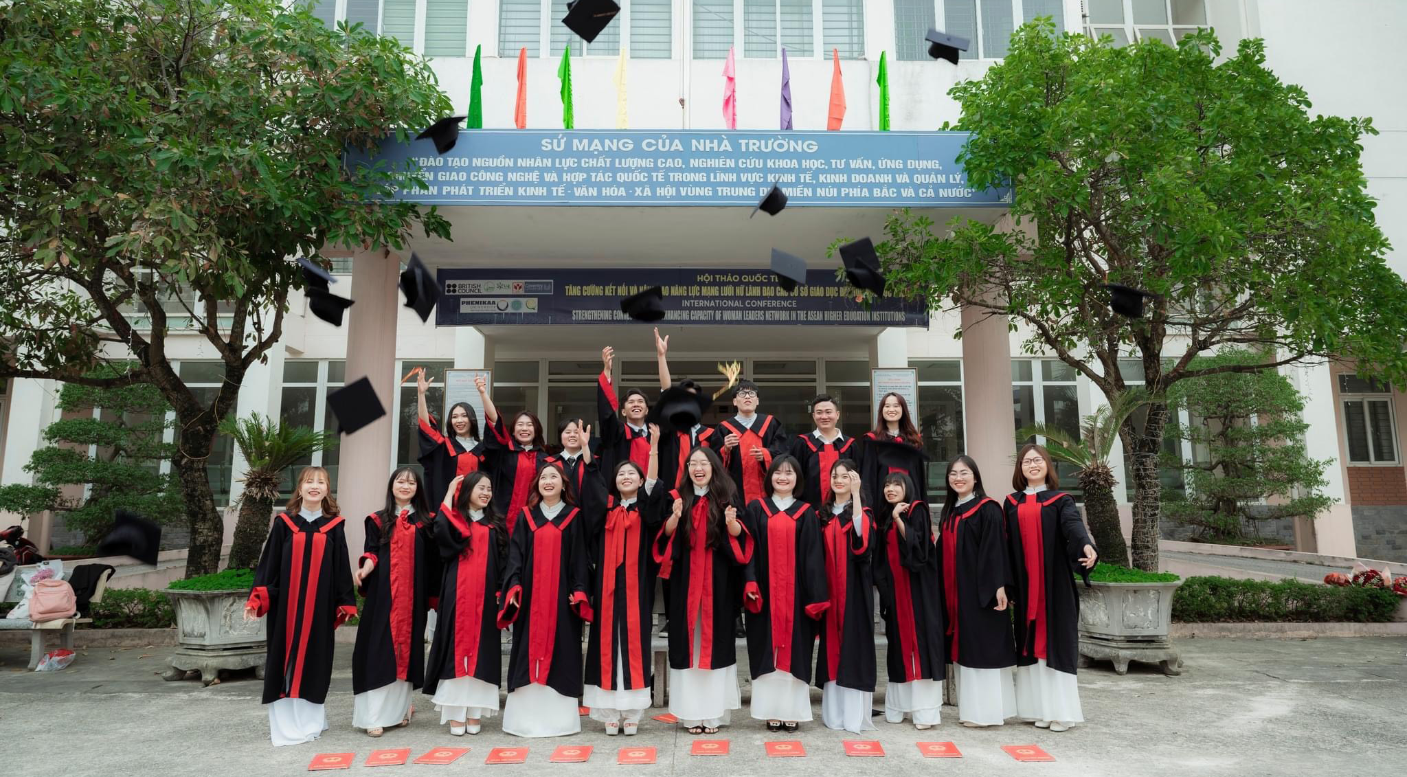 Chương tr&igrave;nh đ&agrave;o tạo Trường Đại học Kinh tế v&agrave; Quản trị Kinh doanh