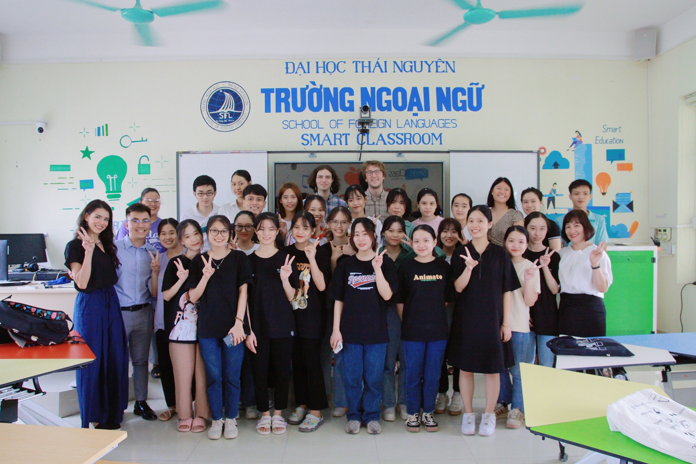 Hoạt Động Ngoại Kh&oacute;a Khoa Ngoại Ngữ - Đại Học Th&aacute;i Nguy&ecirc;n