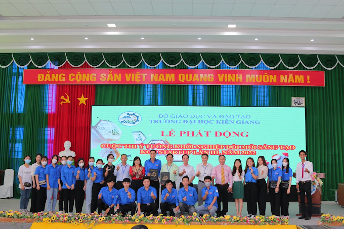 Chương Tr&igrave;nh Đ&agrave;o Tạo Đa Dạng