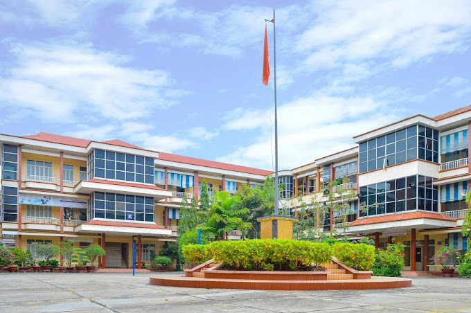 Sứ Mệnh v&agrave; Tầm Nh&igrave;n