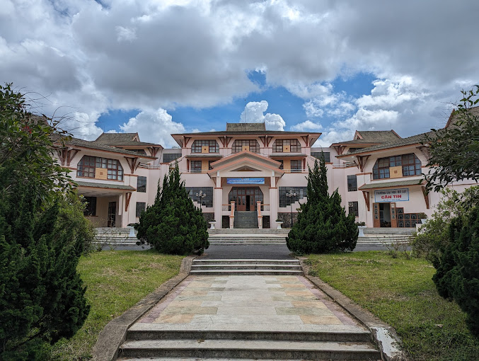 Giới Thiệu Về Đại Học Đ&agrave; Lạt 