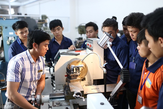 Điểm chuẩn ng&agrave;nh cơ kỹ thuật