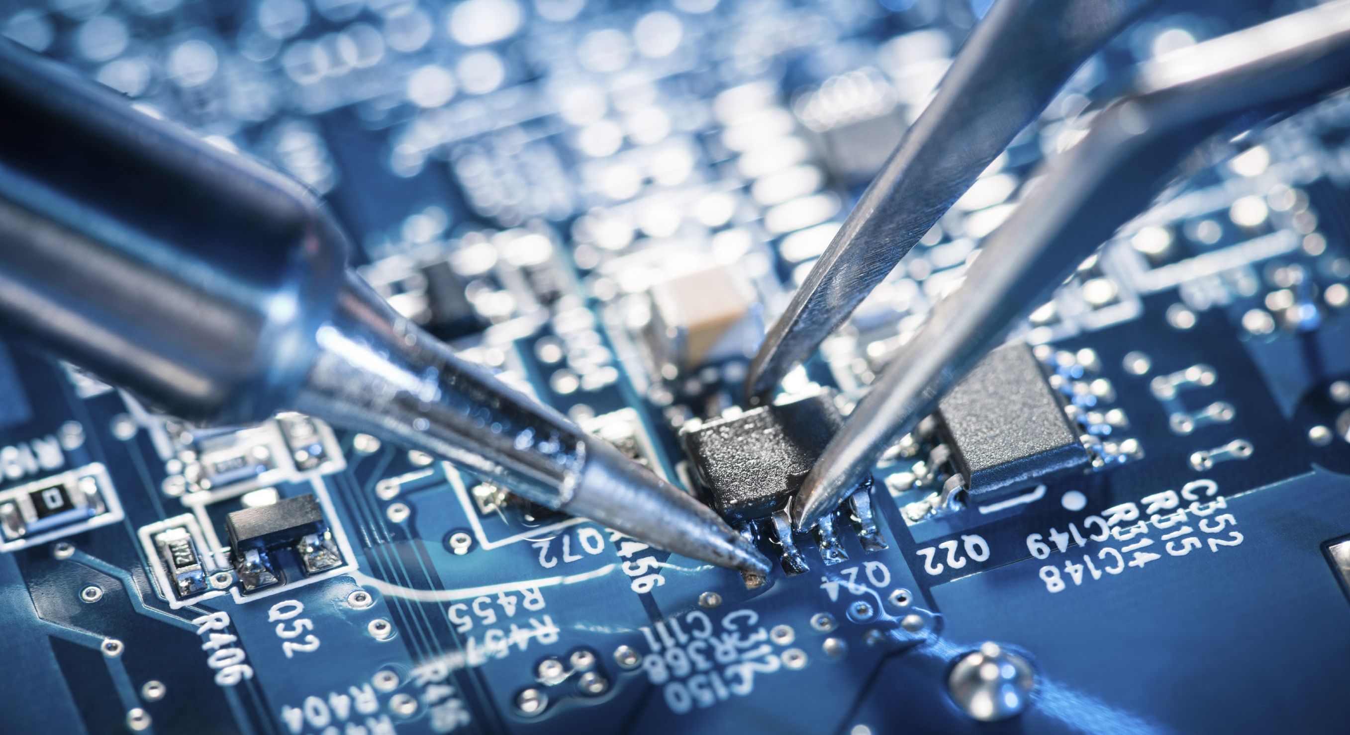 Ng&agrave;nh Điện tử Tin học c&ocirc;ng nghiệp học những g&igrave;